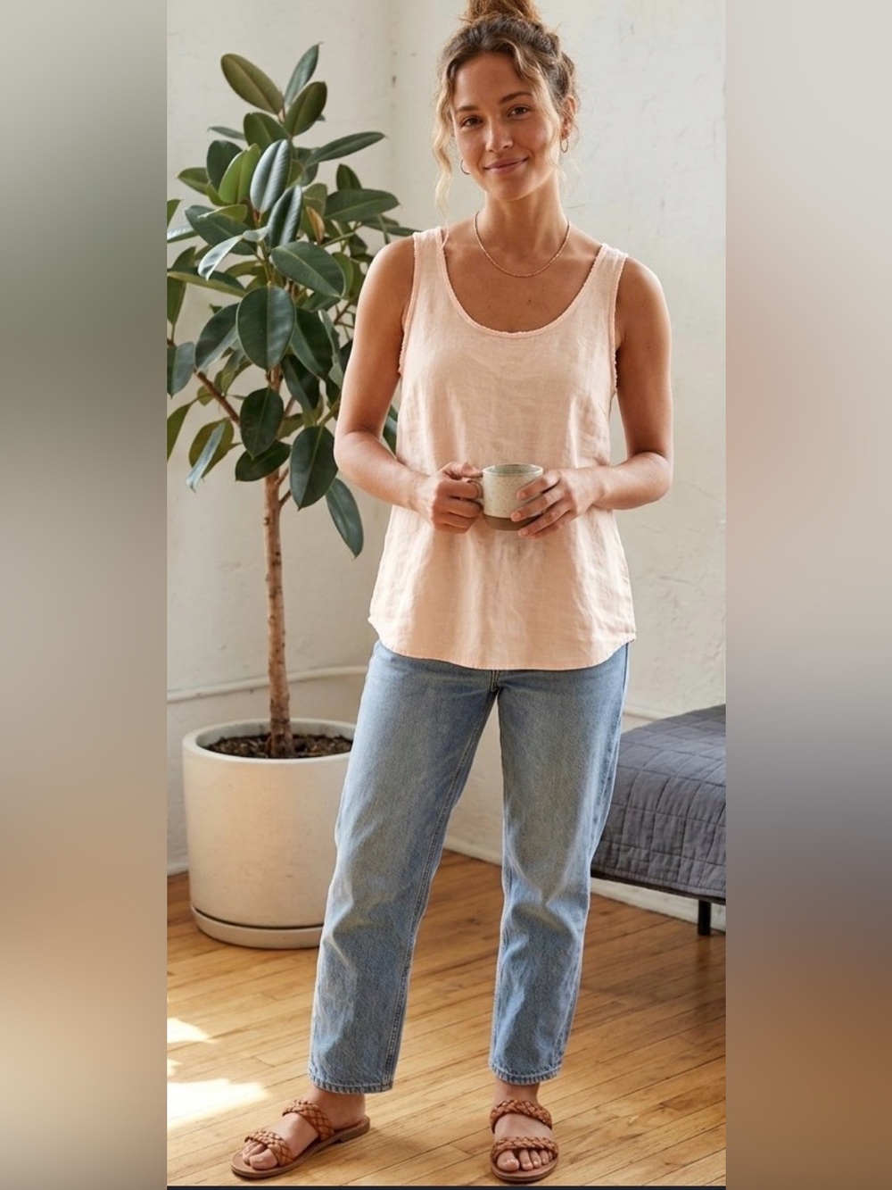 YUVITA sleeveless relaxed-fit light pink linen tank top